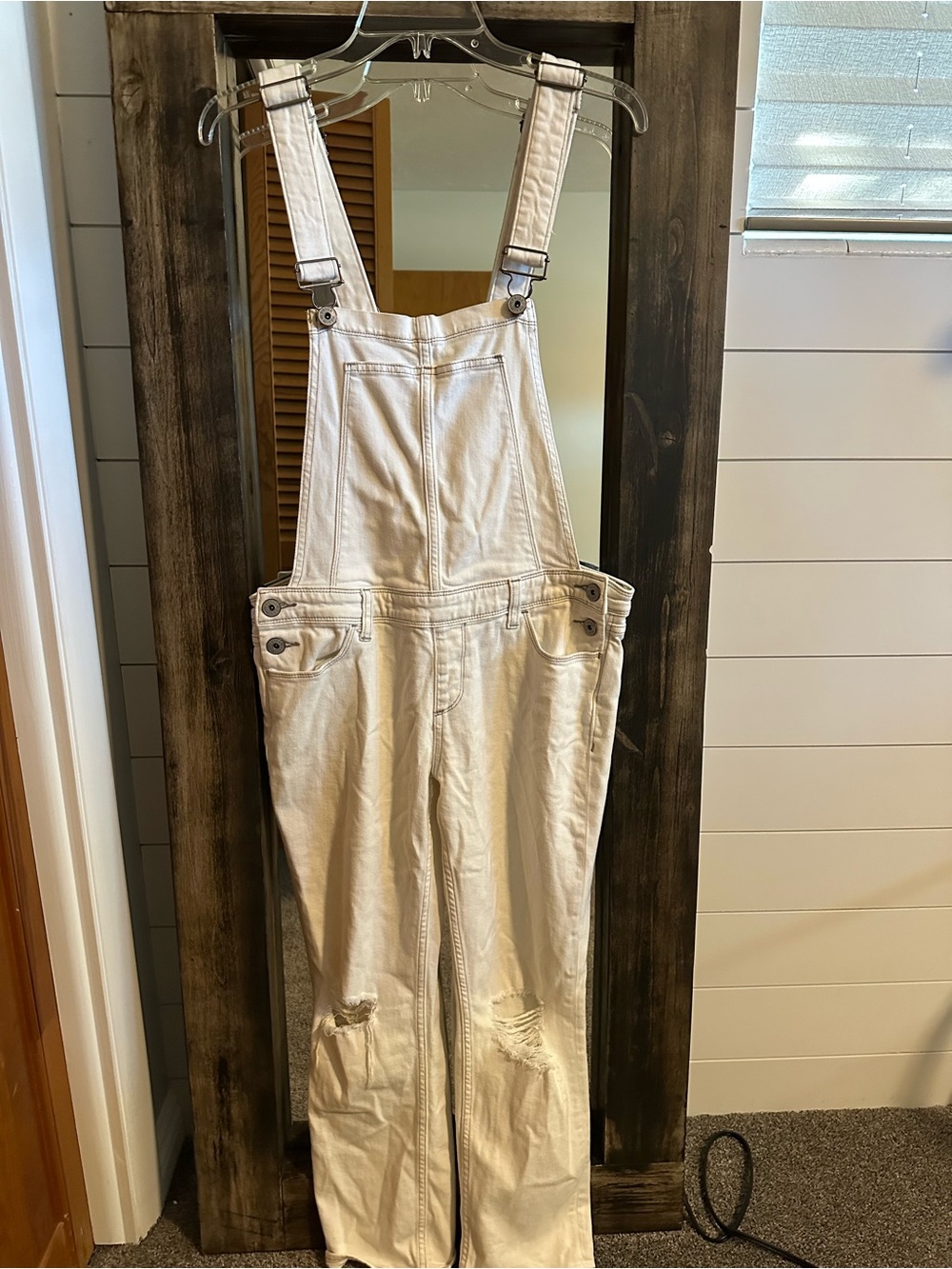 PAIGE Sierra 27 Womens Cotton Blend Ivory Distressed Denim Overalls Dungarees